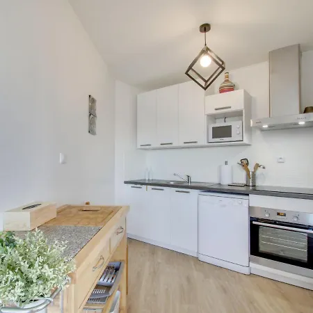 Appartement Port Blanc By Interhome Saint-Lunaire