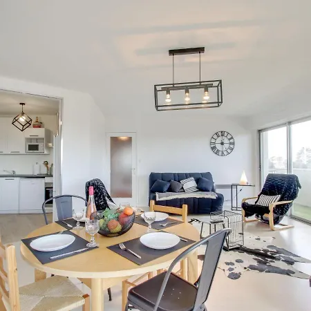 Port Blanc By Interhome * Saint-Lunaire